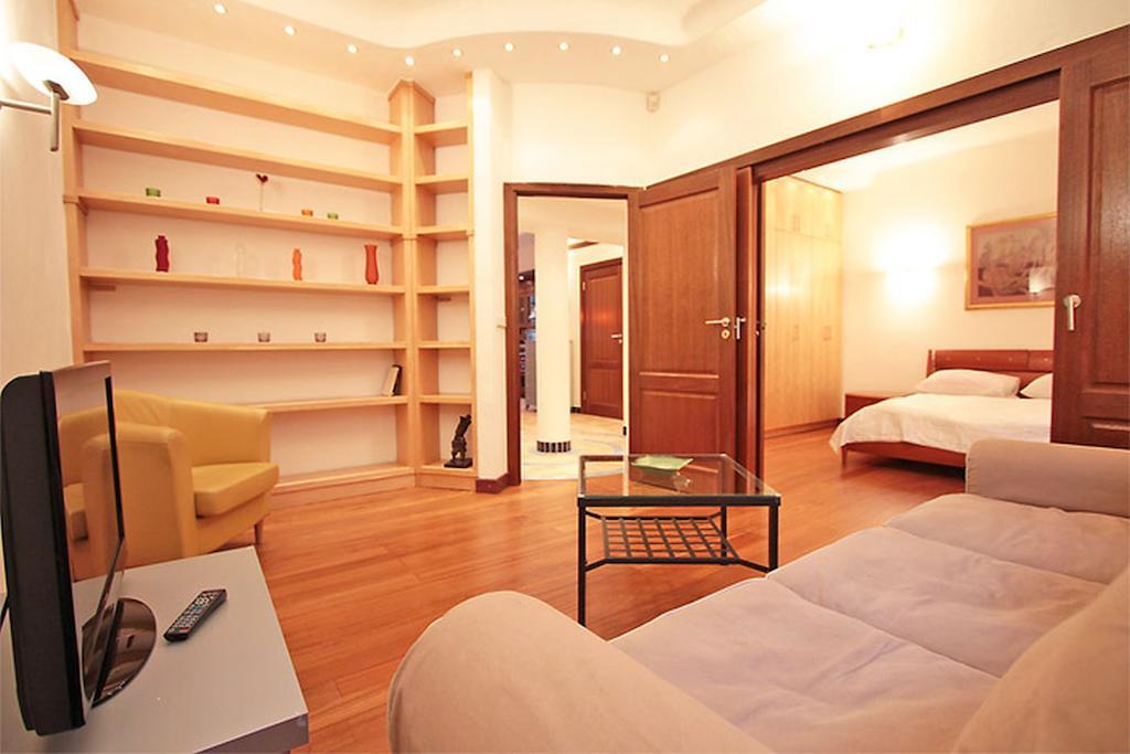 Capital Apartments - Centrum - Pokorna Varşova Oda fotoğraf