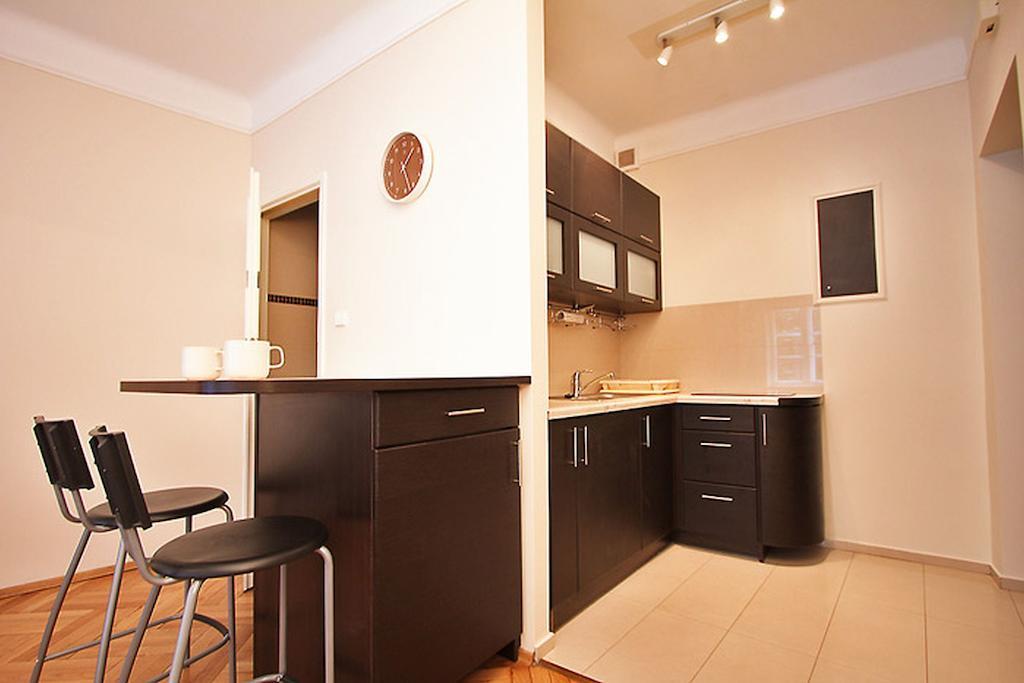 Capital Apartments - Centrum - Pokorna Varşova Oda fotoğraf